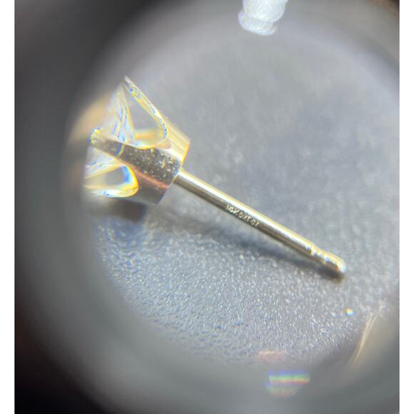 DRT 14K Yellow Gold 5 mm Solitaire Round Prong 1.00 ctw CZ Stud Earring - Picture 15 of 16